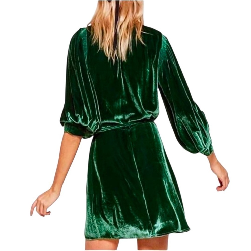 Reformation Size XS Emerald Green Velvet Wrap Mini Dress‎ 3/4 Sleeve Burnout - Picture 2 of 13